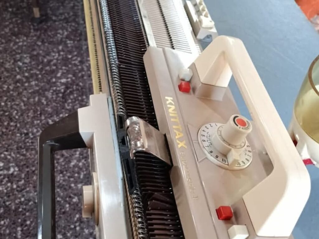 maquina knittax