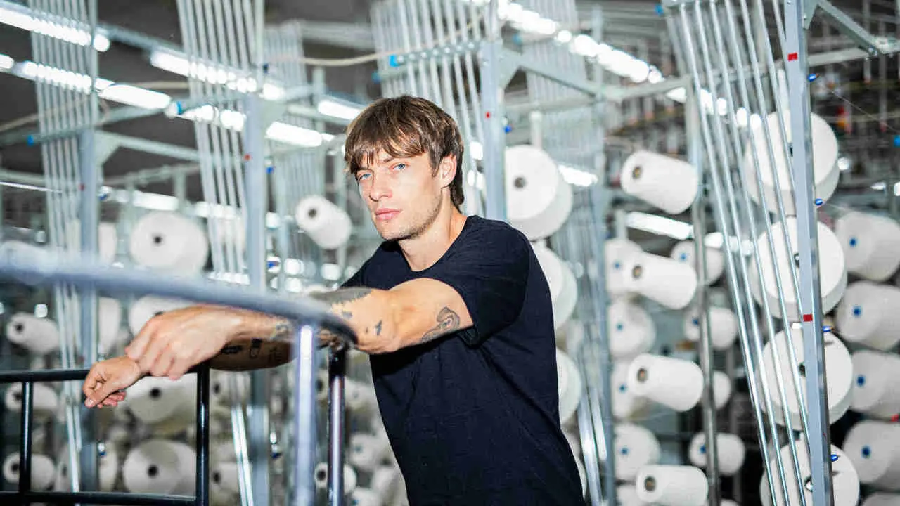 CIERRA LA FABRICA TEXTIL DFAC ARGENTINA