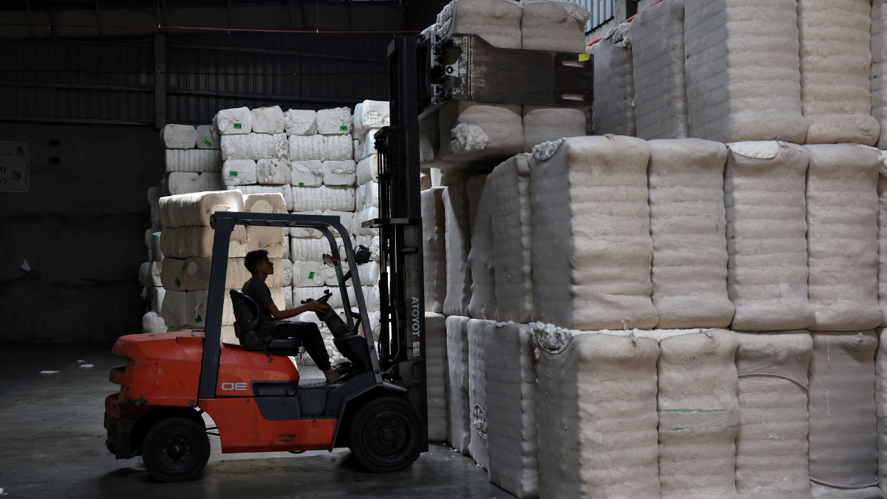 EL ALGODON SE ENCARECE POR LA GUERRA DE IRAN E INDIA GANA TERRENO COMO PROVEEDOR DE CHINA