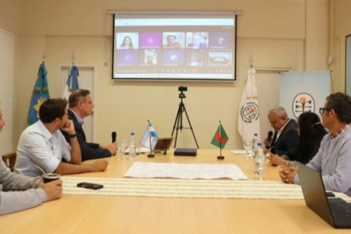 GENERAL MADARIAGA Y BANGLADESH FIRMAN UN ACUERDO PARA CREAR UN POLO TEXTIL