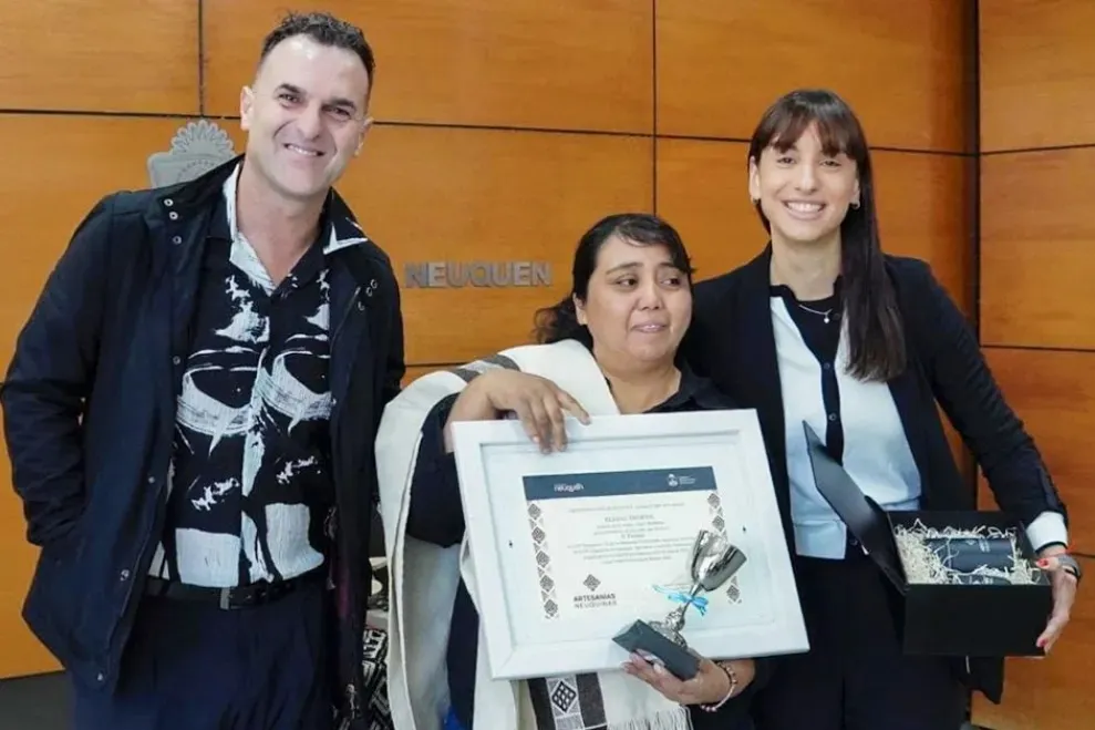 LA ARTESANA TEXTIL ELIANA TROPAN GANO PREMIOS Y DISTINCIONES EN LA RURAL DE PALERMO