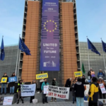 La ley anti fast fashion en Francia queda en suspenso tras objeciones de la Unión Europea