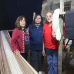 TEJEDORAS EN SAN JUAN CREAN TEXTILES PARA MINERIA