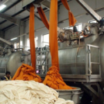 Científicos argentinos crean un sistema biológico para tratar efluentes textiles del teNido