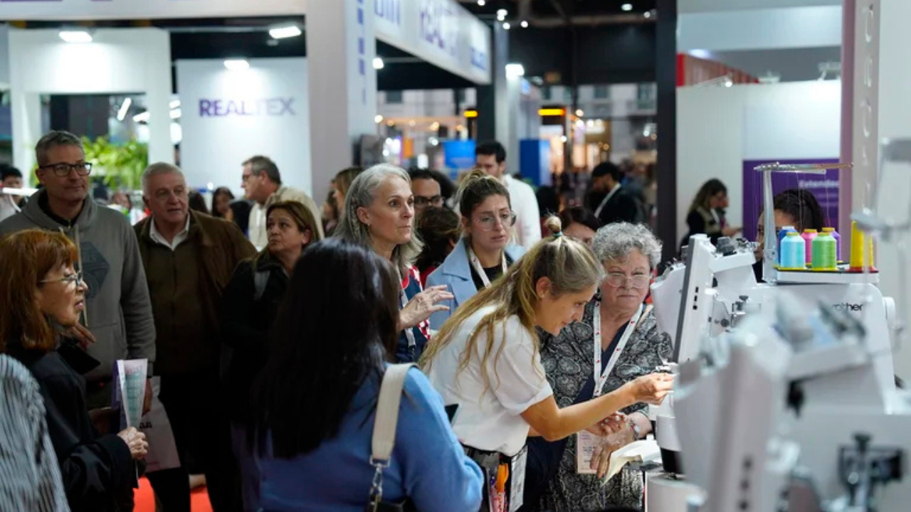 EMITEX SIMATEX Y CONFEMAQ LANZAN EL CICLO DE CHARLAS PERSPECTIVAS SOBRE LA INDUSTRIA TEXTIL