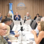 EMPRESARIOS TEXTILES SE REUNEN EN DIPUTADOS PARA BUSCAR MEDIDAS CONTRA LAS IMPORTACIONES