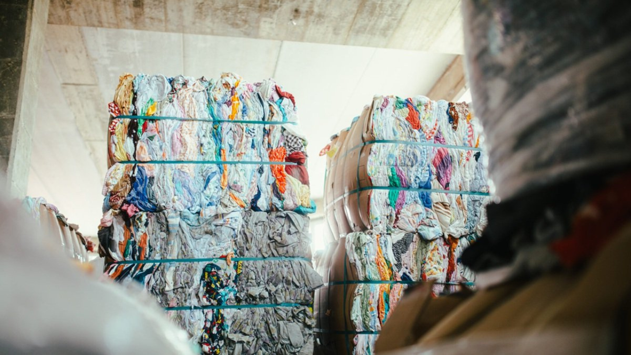ESPAÑA AVANZA CON EL RECICLAJE TEXTIL EN LAS ZONAS RURALES DE GALICIA COMO PRUEBA PILOTO