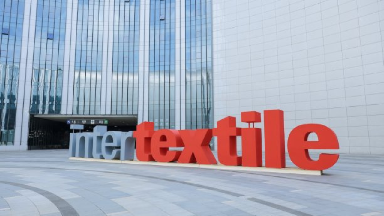 LA FERIA TEXTIL INTERTEXTILE DE SHANGAI HARA FOCO EN INNOVACION E INTELIGENCIA ARTIFICAL