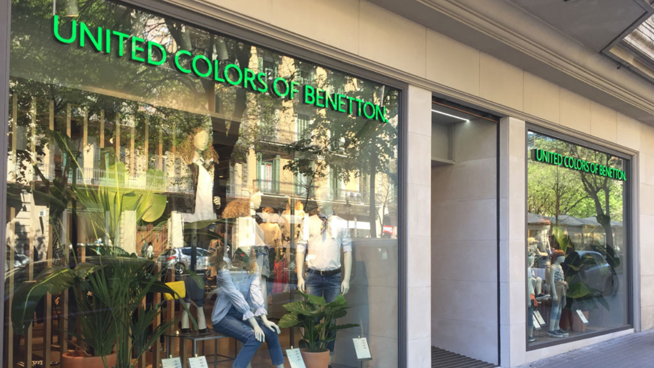 LA MARCA DE MODA BENETTON LOGRA RECUPERARSE FINANCIERAMENTE LUEGO DE SU CRISIS EN 2024