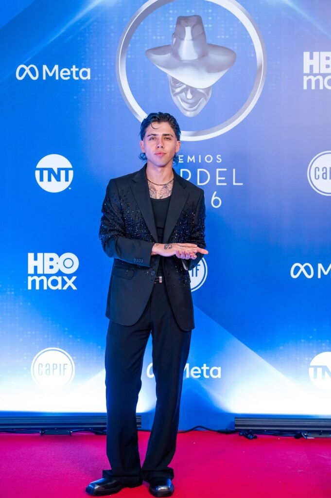 LUCK RA EN LA ALFOMBRA ROJA DE LOS PREMIOS GARDEL 2026