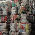 UN PROYECYTO DE LEY BUSCA FRENAR LA IMPORTACION DE ROPA USADA EN ARGENTINA