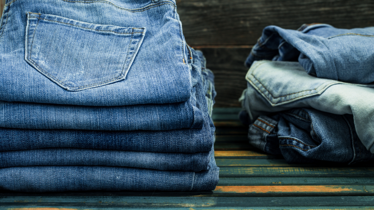 UN NUEVO INFORME SOBRE EL PROCESAMIENTO DEL DENIM ALERTA SOBRE EL USO DE AGUA Y SU IMPACTO AMBIENTAL