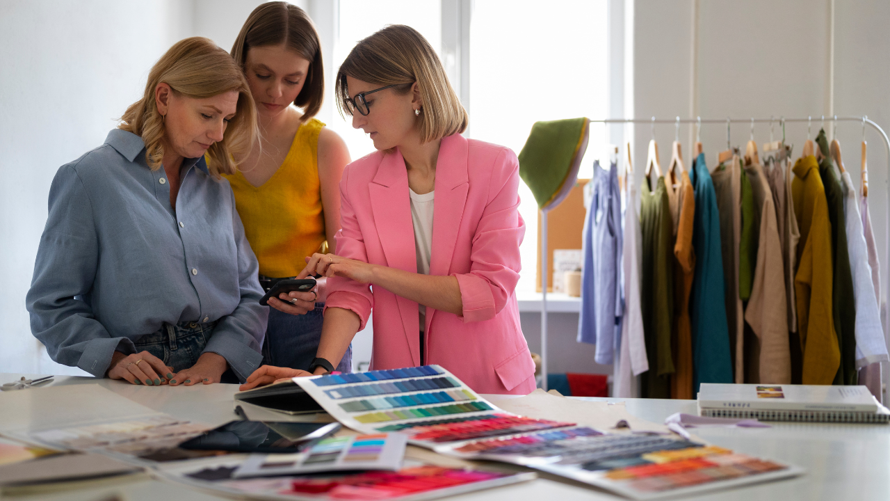 BUSQUEDA LABORAL EMPLEO TRABAJO EN MAR DEL PLATA DISEÑADORA Y ASISTENTE DE PRODUCCION TEXTIL INDUMENTARIA