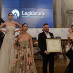 El diseñador Gustavo Cadile fue distinguido como Personalidad Destacada de la Cultura en Buenos Aires