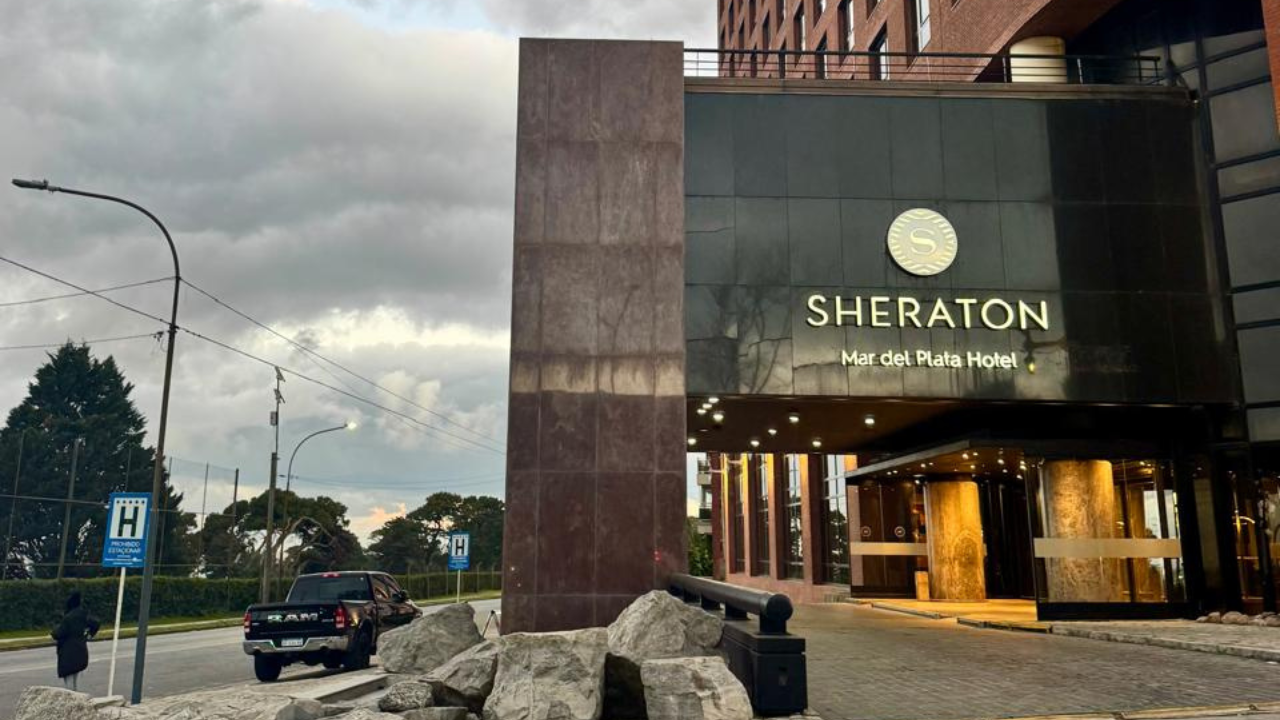 MODA CON PROPOSITO EL DESFILE SOLIDARIO QUE SE REALIZA EN EL SHERATON DE MAR DEL PLATA A BENEFICIO DEL MERENDERO VALERIA
