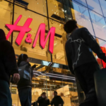 H&M avanza con su desembarco en Argentina y arma su equipo local para el 2027