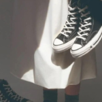 Converse retira una campaña publicitaria tras críticas por imágenes consideradas racistas