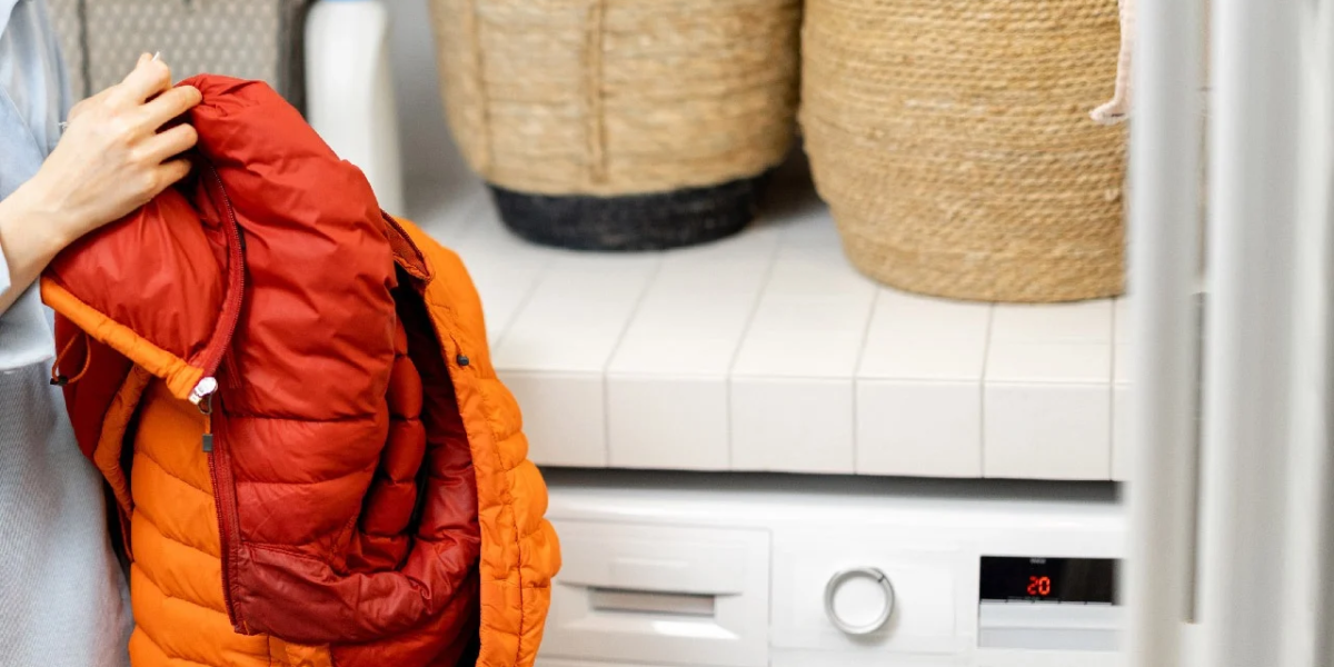 Cómo lavar los abrigos de invierno según el tipo de tela y evitar que se dañen