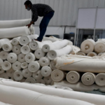 India combina medidas para reducir costos textiles y proteger sus exportaciones