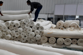 India combina medidas para reducir costos textiles y proteger sus exportaciones