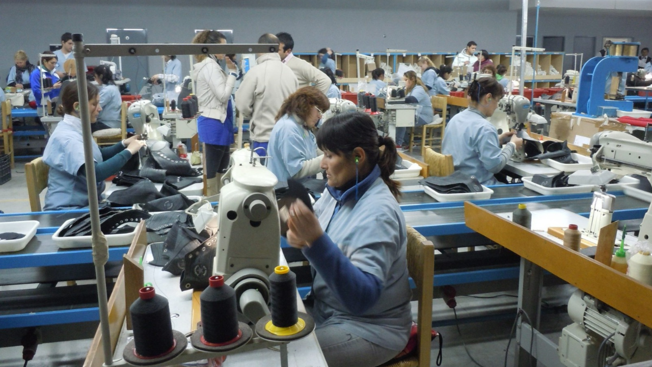 Legisladores proponen la emergencia de la industria del calzado y cambios en los aranceles de importación